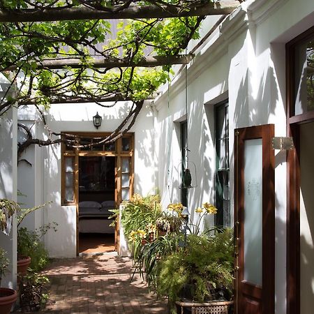 22 Van Wijk Street Tourist Accommodation Franschhoek Bagian luar foto